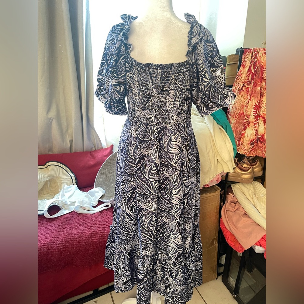 Dress - Picture 2 of 2